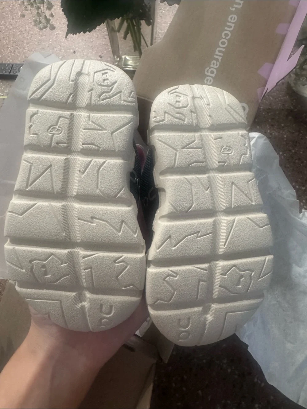 On Cloud Kids' Sneaker